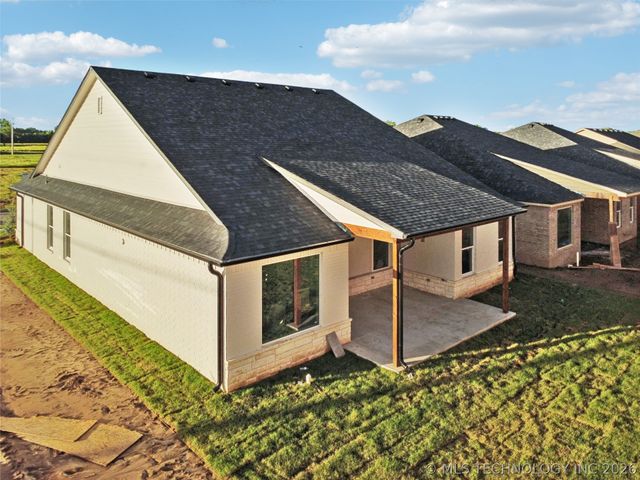 9708 E 132nd Street S, Bixby, OK 74008