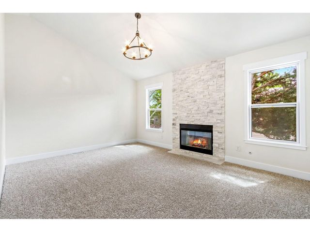 2212 Stonegate Dr, Fort Collins, CO 80525
