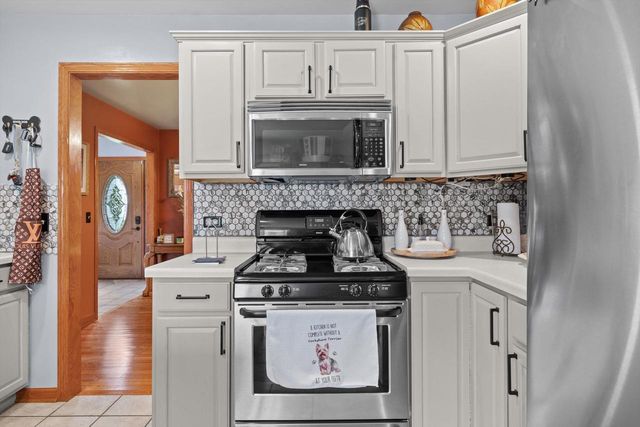 109 Prairie DRIVE, Walworth, WI 53184