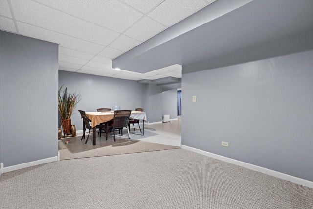 109 Prairie DRIVE, Walworth, WI 53184
