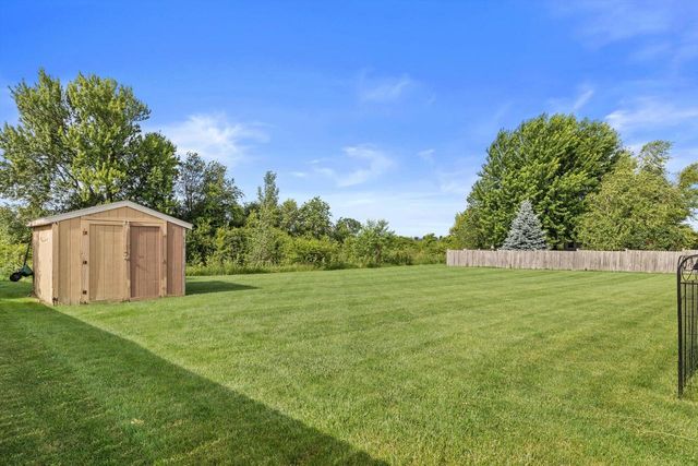 109 Prairie DRIVE, Walworth, WI 53184