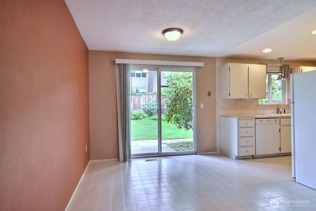 5211 53rd Street W, University Place, WA 98467