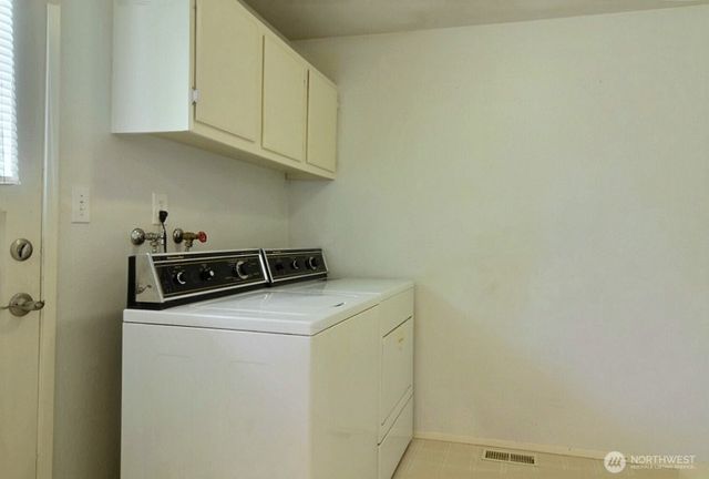 5211 53rd Street W, University Place, WA 98467