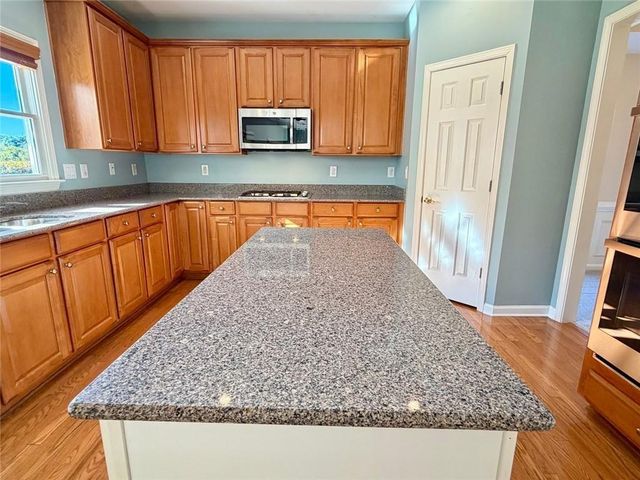 2394 Shoreline Parkway, Villa Rica, GA 30180