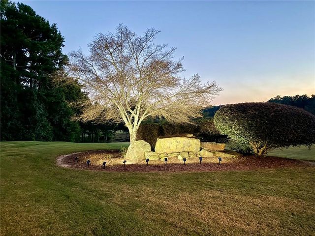 2394 Shoreline Parkway, Villa Rica, GA 30180