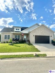 305 Summit Creek Drive, Elizabethtown, KY 42701