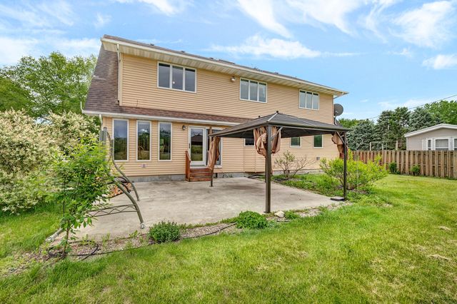 2730 Cemetery Road, Morris, IL 60450
