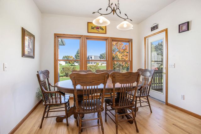 18 W Suttons Ridge, Newton Twp, MI 49014