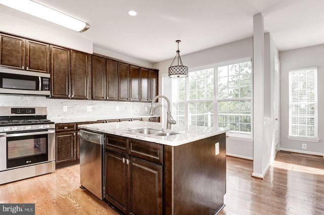 21264 VICTORIAS CROSS TER, Ashburn, VA 20147