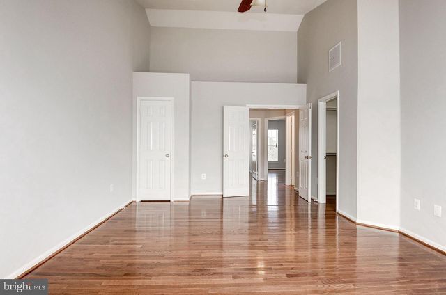 21264 VICTORIAS CROSS TER, Ashburn, VA 20147