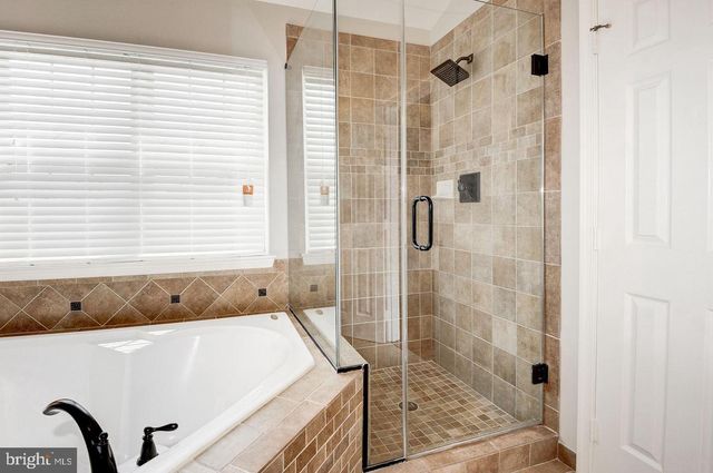 21264 VICTORIAS CROSS TER, Ashburn, VA 20147