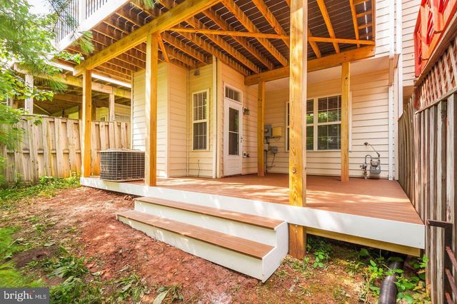 21264 VICTORIAS CROSS TER, Ashburn, VA 20147