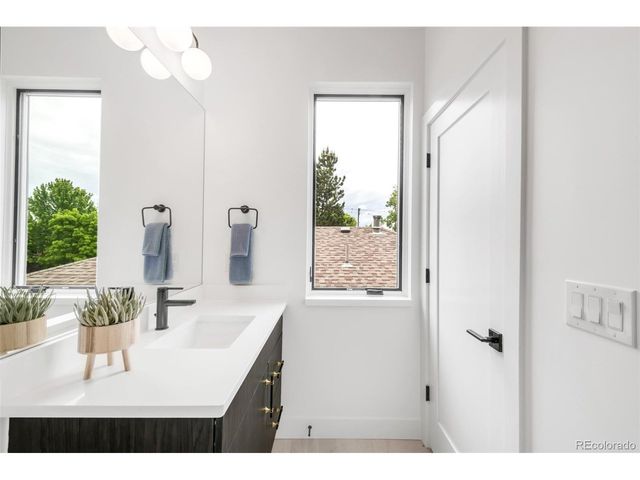 1466 S Gaylord St, Denver, CO 80210