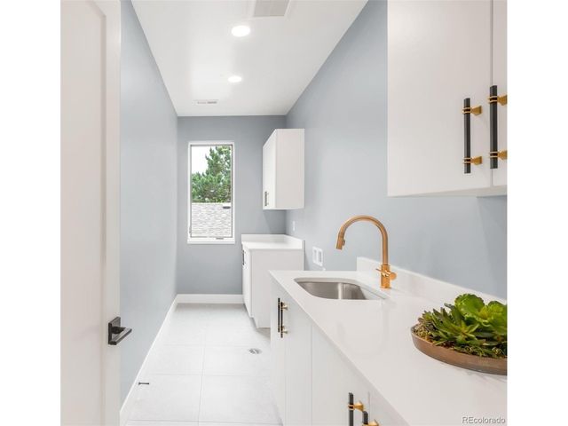1466 S Gaylord St, Denver, CO 80210