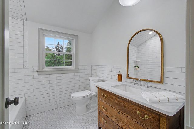 62 Swartzel Drive, Middletown, NJ 07748