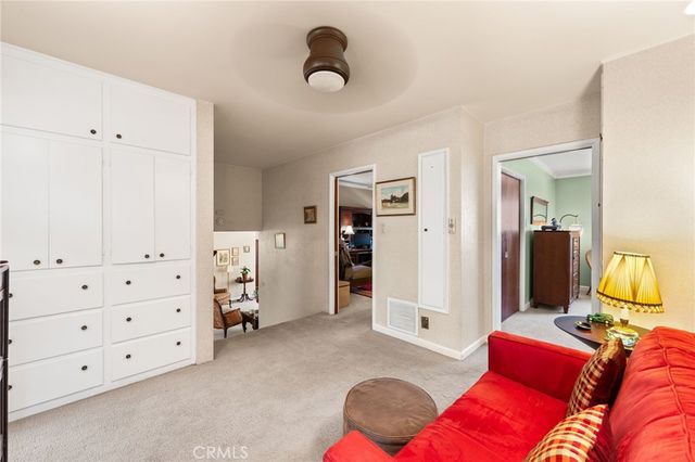 2449 Euclid Crescent E, Upland, CA 91784