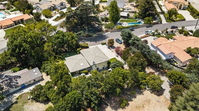 2449 Euclid Crescent E, Upland, CA 91784