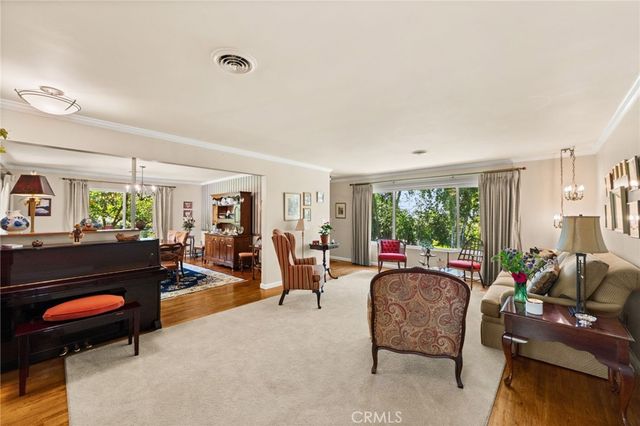 2449 Euclid Crescent E, Upland, CA 91784