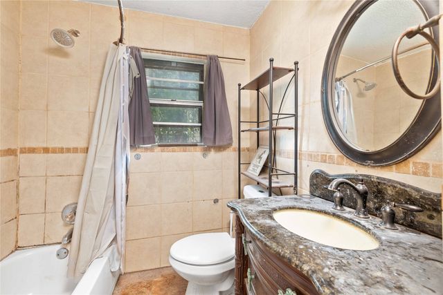 1811 4th Street, Brownwood, TX 76801