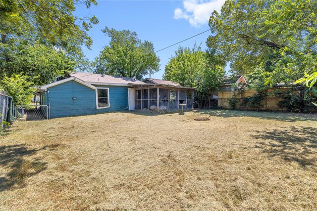 1811 4th Street, Brownwood, TX 76801