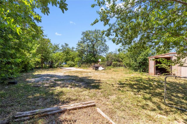 1811 4th Street, Brownwood, TX 76801