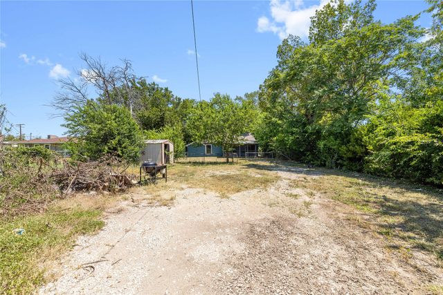 1811 4th Street, Brownwood, TX 76801