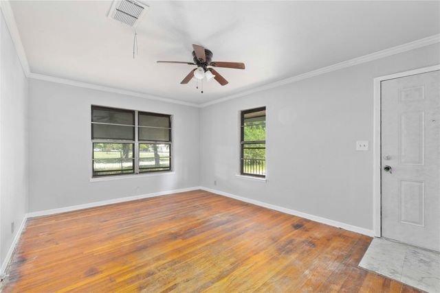 1811 4th Street, Brownwood, TX 76801