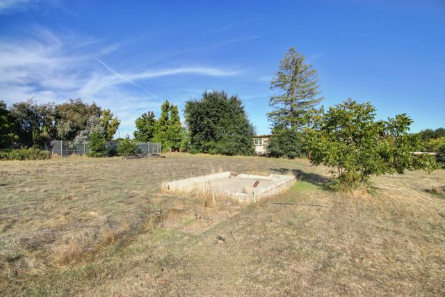 3912 Bryan Way, Carmichael, CA 95608