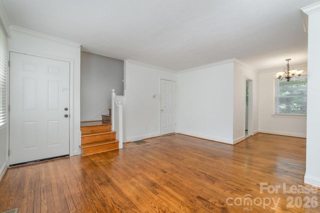 564 Wakefield Drive B, Charlotte, NC 28209