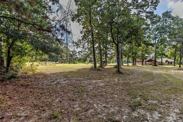 32302 Dobbin Huffsmith Road, Magnolia, TX 77354