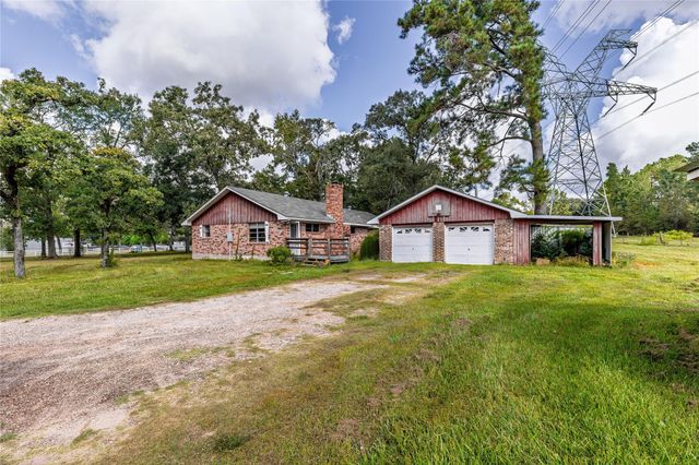 32302 Dobbin Huffsmith Road, Magnolia, TX 77354