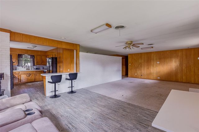 32302 Dobbin Huffsmith Road, Magnolia, TX 77354