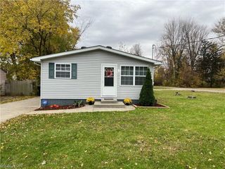 133 Sheriff Street, Elyria, OH 44035