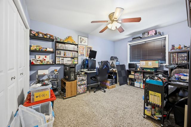 212 11th Street S, Moorhead, MN 56560