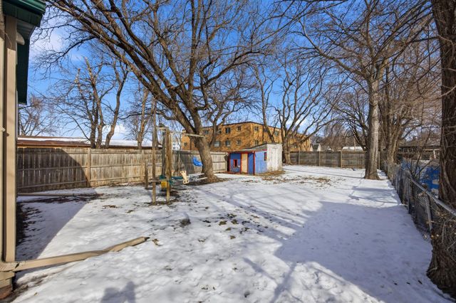 212 11th Street S, Moorhead, MN 56560