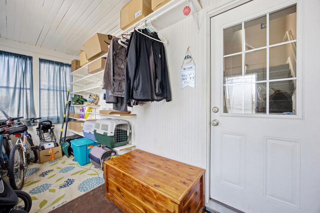 212 11th Street S, Moorhead, MN 56560