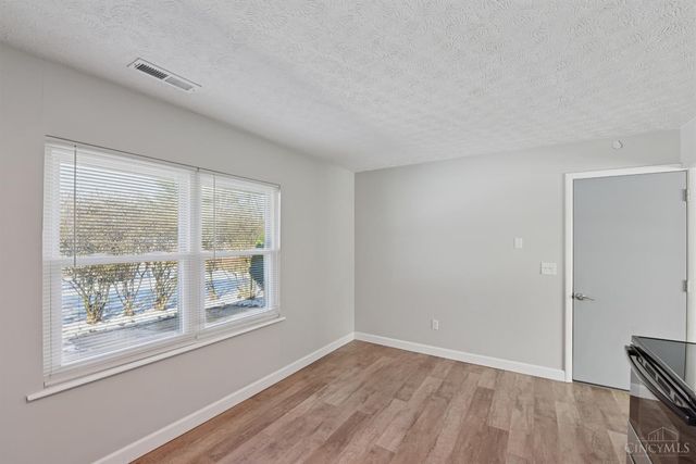 1502 Woodland Drive, Goshen Twp, OH 45140