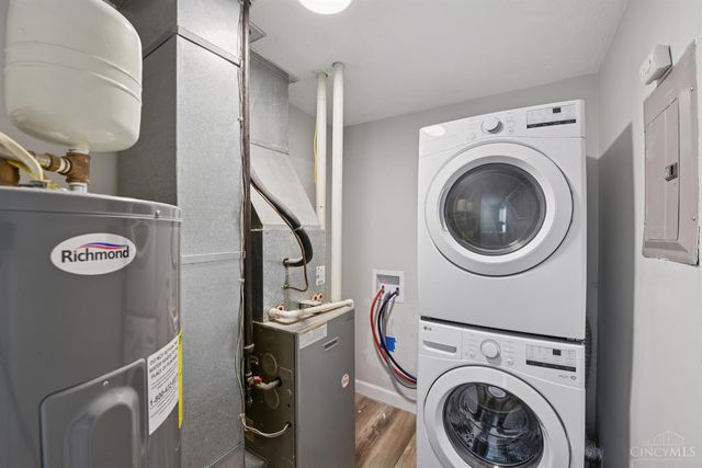 1502 Woodland Drive, Goshen Twp, OH 45140