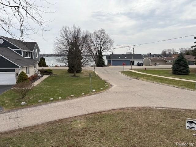 210 Rosebud Street, Walled Lake, MI 48390