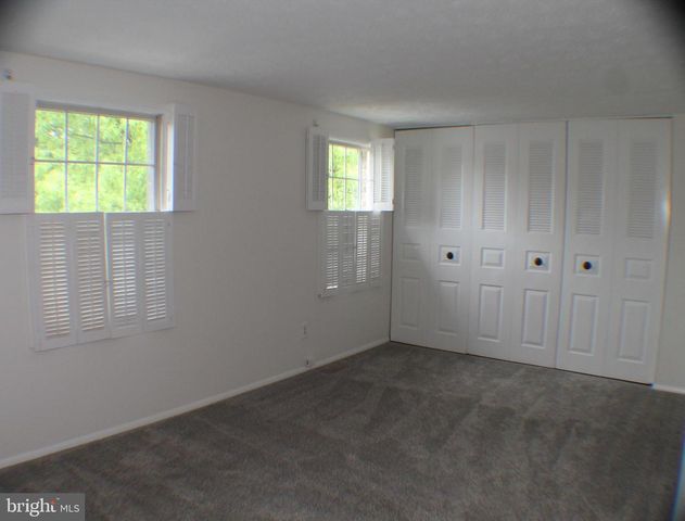 7915 TYSON OAKS CIR, Vienna, VA 22182