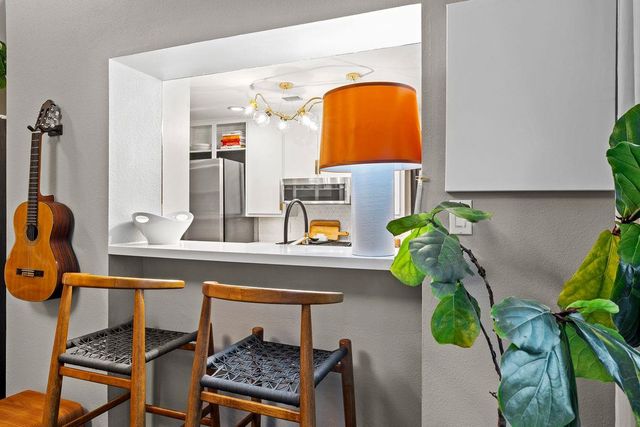 1707 Spyglass DR 123, Austin, TX 78746