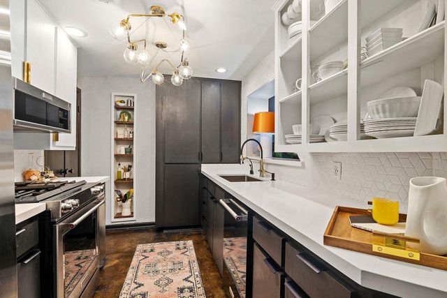 1707 Spyglass DR 123, Austin, TX 78746