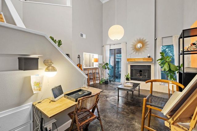 1707 Spyglass DR 123, Austin, TX 78746