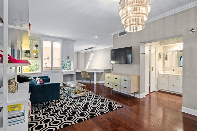 1707 Spyglass DR 123, Austin, TX 78746