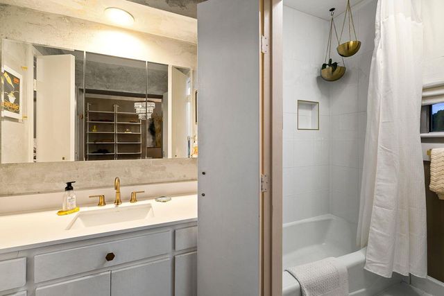 1707 Spyglass DR 123, Austin, TX 78746