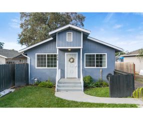 609 S Coolidge Ave, Stockton, CA 95215