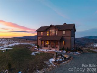 352 Great Sky Drive, Banner Elk, NC 28604