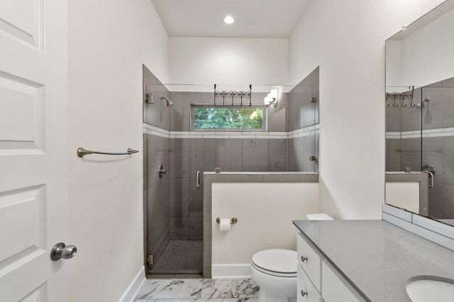 720 Pedernales ST B, Austin, TX 78702