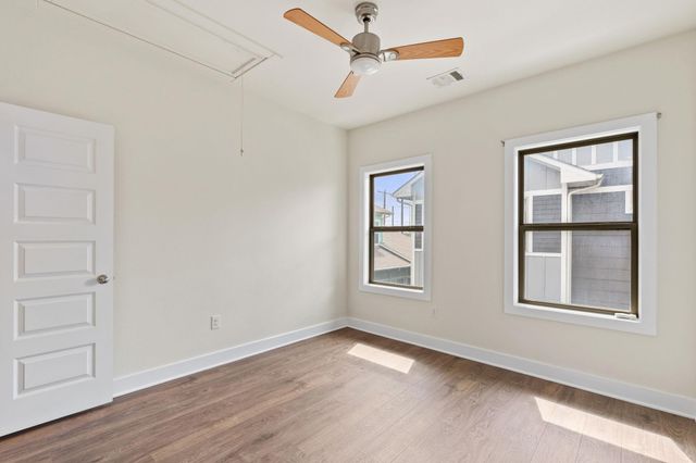 720 Pedernales ST B, Austin, TX 78702