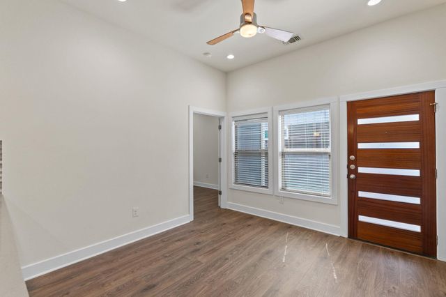 720 Pedernales ST B, Austin, TX 78702